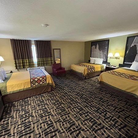במוטל Super 8 By Wyndham Mclean/Bloomington Sw מראה חיצוני תמונה