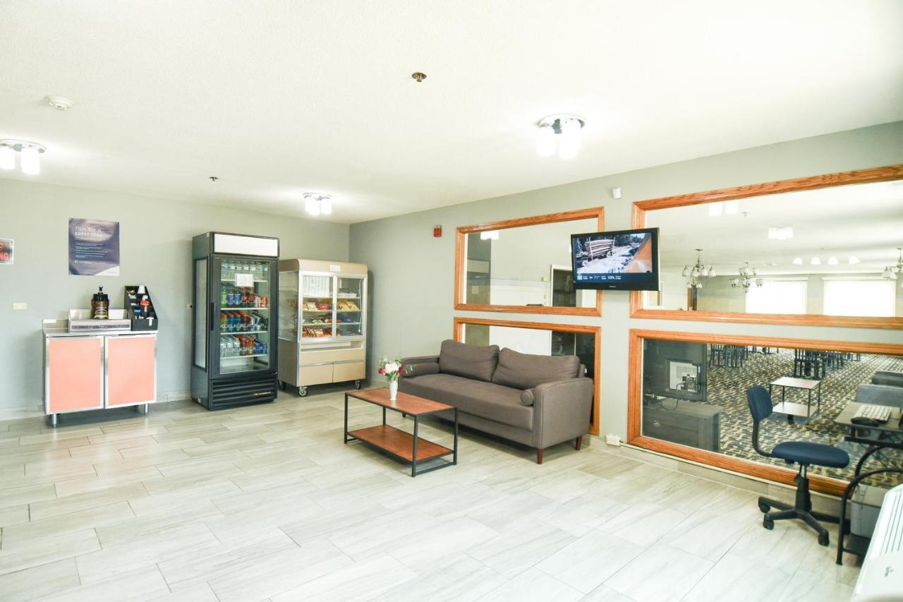 במוטל Super 8 By Wyndham Mclean/Bloomington Sw מראה חיצוני תמונה
