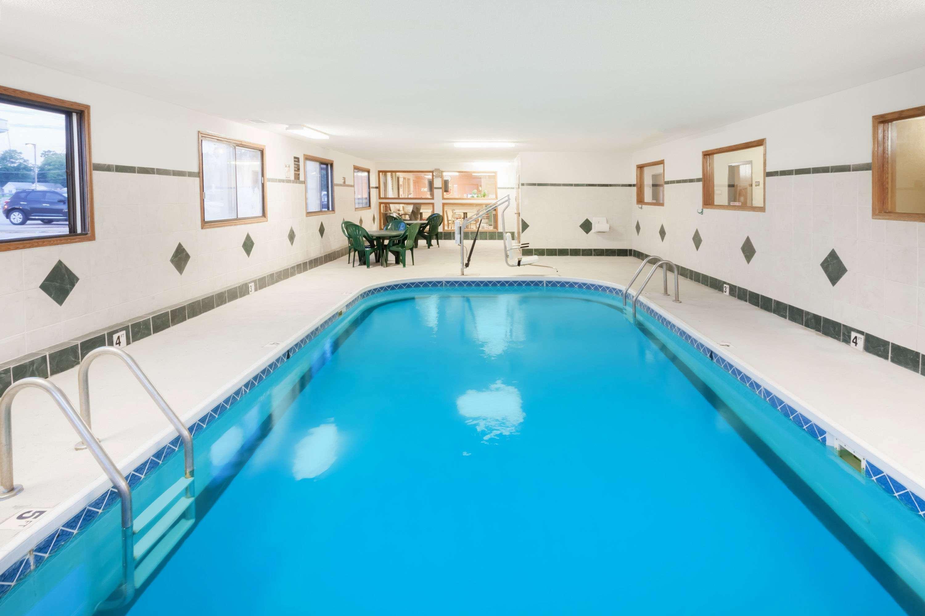 במוטל Super 8 By Wyndham Mclean/Bloomington Sw מראה חיצוני תמונה